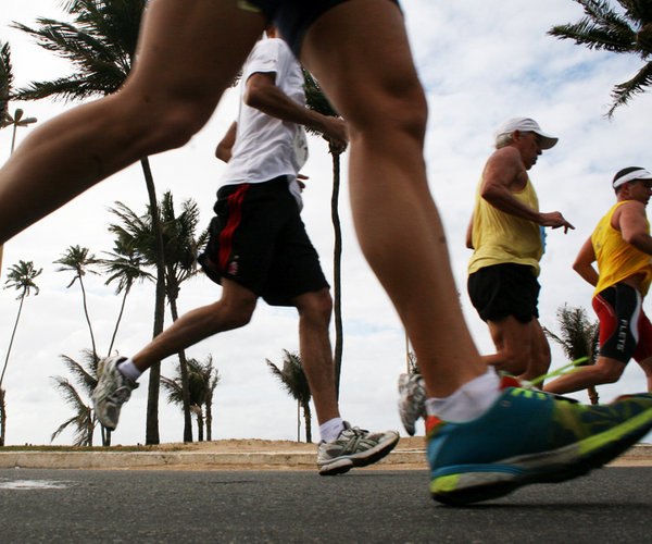 As inscrições para a Meia Maratona Caixa da Bahia vão até o dia 14 de julho (Foto: Divulgação jornal Correio)