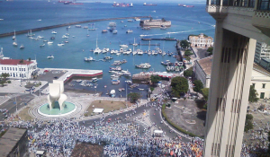 A largada da prova acontece em frente à Igreja de Nossa Senhora da Conceição da Praia mesmo local onde sai o Cortejo para a Igreja do Bonfim