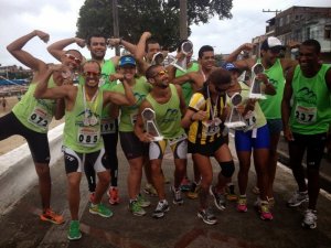 O grupo de Corrida Rafael Peralva esteve presente com muitos pódios na prova (Foto: Divulgação blog Runner Hostil)