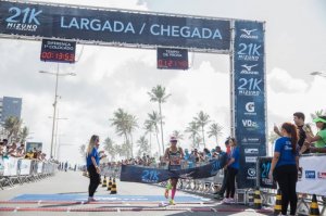 Marily vence a prova feminina (Foto: Divulgação Mizuno Brasil)